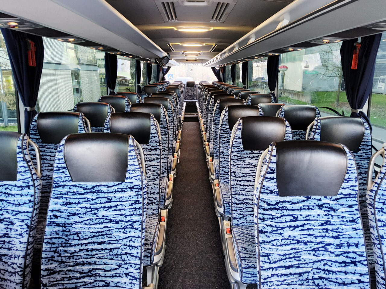 Mercedes Benz Tourismo 15 RHD 56 Sitze / kein WC / großer Kofferraum - Turistbuss: bilde 5 Mercedes Benz Tourismo 15 RHD 56 Sitze / kein WC / großer Kofferraum - Turistbuss: bilde 5