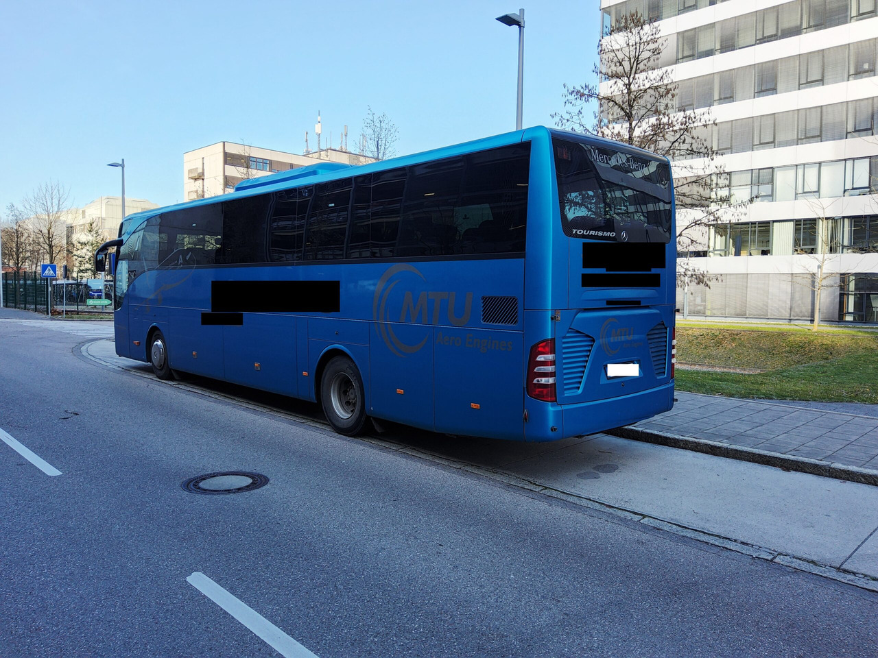 Mercedes Benz Tourismo 15 RHD 56 Sitze / kein WC / großer Kofferraum - Turistbuss: bilde 3 Mercedes Benz Tourismo 15 RHD 56 Sitze / kein WC / großer Kofferraum - Turistbuss: bilde 3