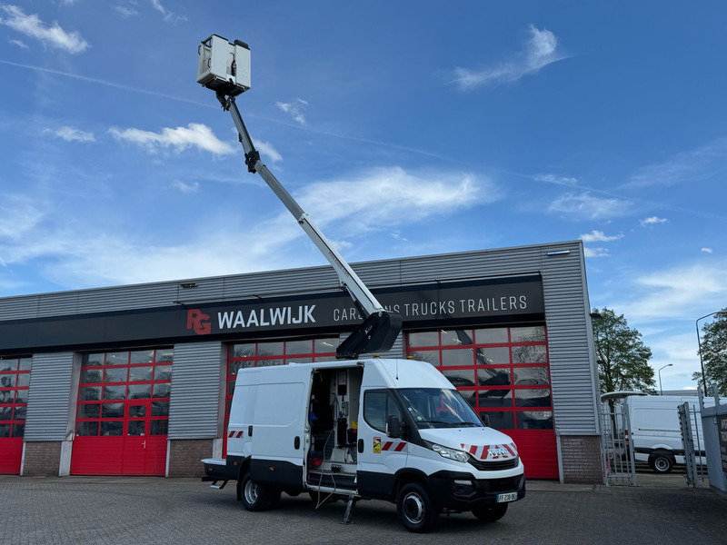 Iveco 70C15H 2 persoonslift, Electric/Hydraulic lift K 42 Hybrid - Lastebil: bilde 4 Iveco 70C15H 2 persoonslift, Electric/Hydraulic lift K 42 Hybrid - Lastebil: bilde 4