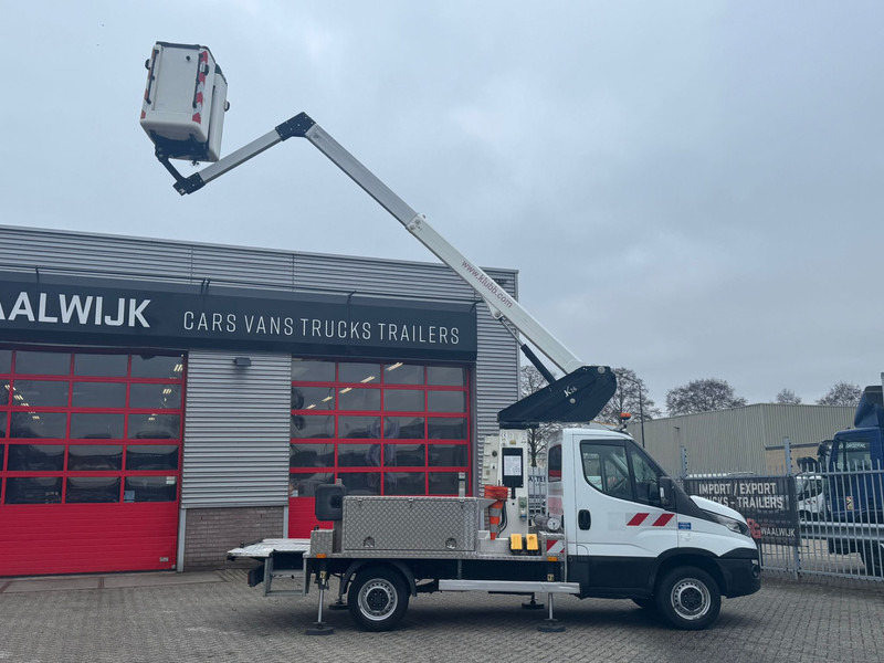 Iveco Daily 35S14 200 kg 2 persoonslift - Varebil: bilde 2 Iveco Daily 35S14 200 kg 2 persoonslift - Varebil: bilde 2