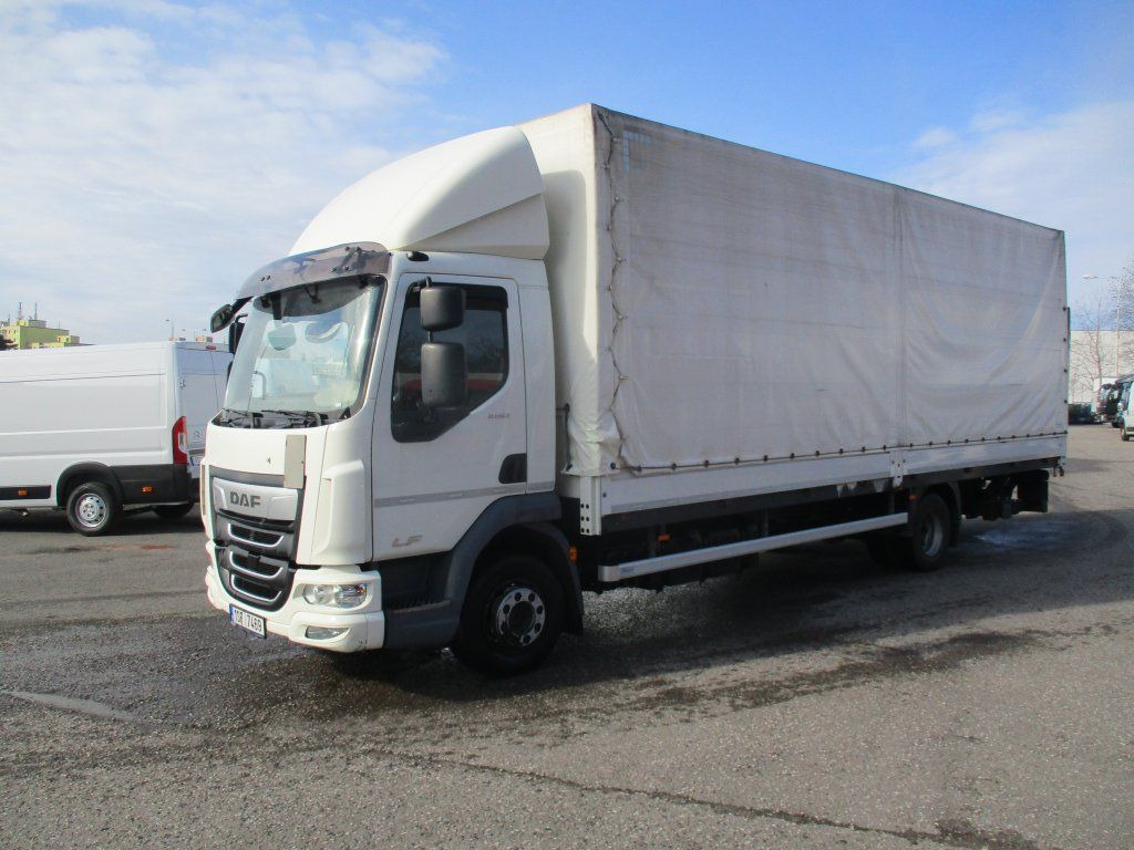 DAF LF 12.260 - Kapellbil: bilde 1 DAF LF 12.260 - Kapellbil: bilde 1