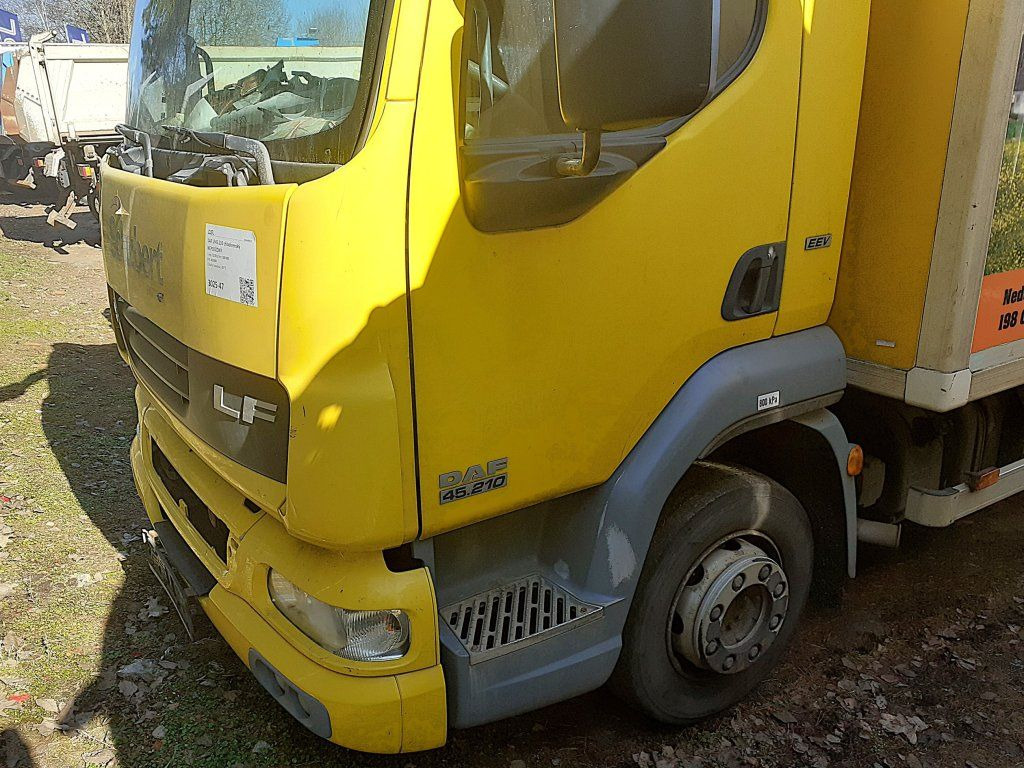 DAF LF45.210 mit Carrier Motorschaden engineproblem - Lastebil med kjøl: bilde 3 DAF LF45.210 mit Carrier Motorschaden engineproblem - Lastebil med kjøl: bilde 3