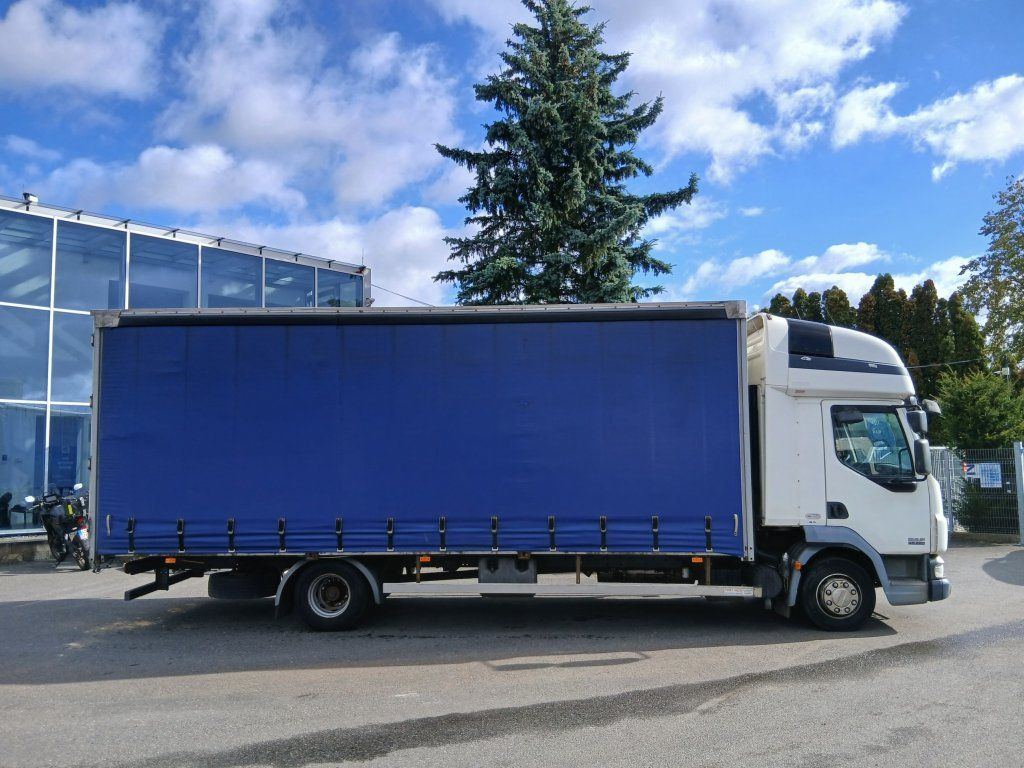 DAF LF45.220 EURO 4 - Kapellbil: bilde 3 DAF LF45.220 EURO 4 - Kapellbil: bilde 3