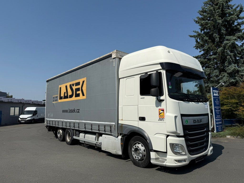 DAF XF440 EURO 6 6x2 + Agrikom - Kapellbil: bilde 2 DAF XF440 EURO 6 6x2 + Agrikom - Kapellbil: bilde 2