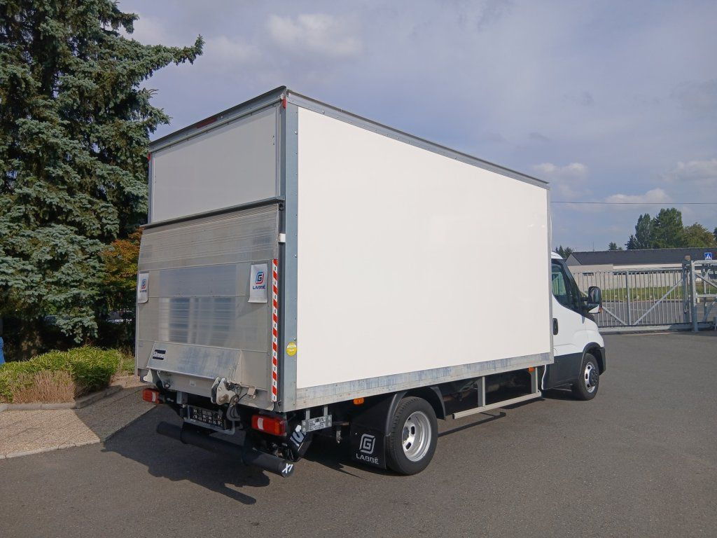 Iveco 35C16 Daily 3,0l - Varebil med skap: bilde 4 Iveco 35C16 Daily 3,0l - Varebil med skap: bilde 4