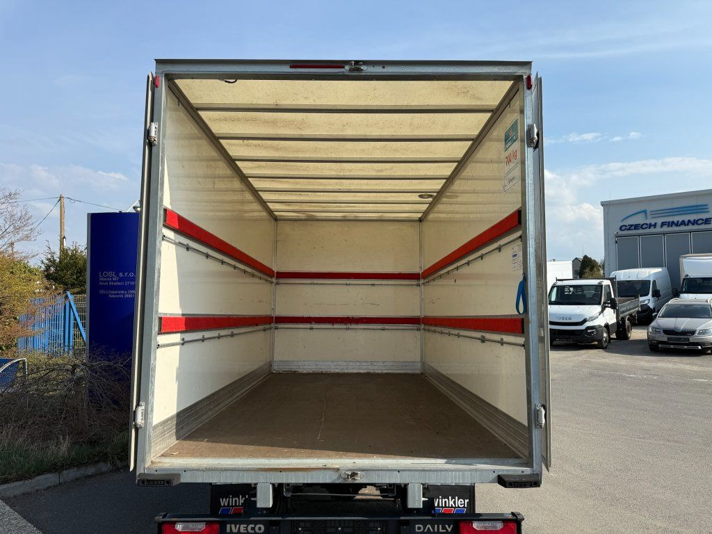Varebil med skap Iveco 35C16 Daily: bilde 17