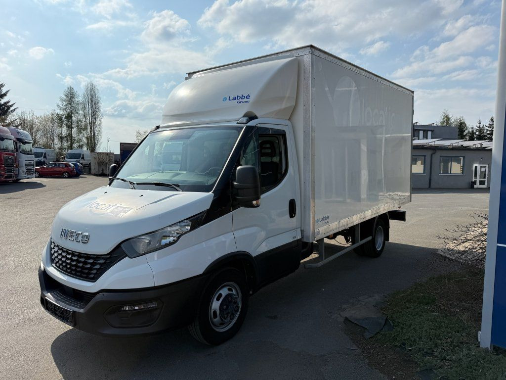 Varebil med skap Iveco 35C16 Daily: bilde 8
