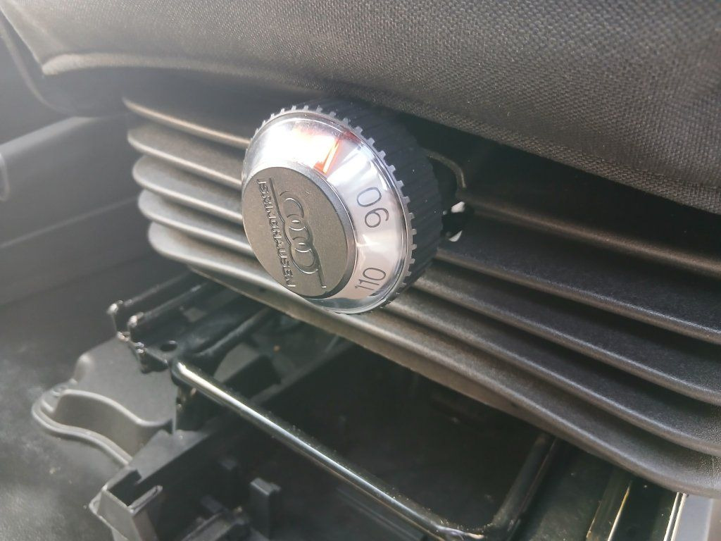 Leie Iveco 72-210 (70C210) Iveco 72-210 (70C210): bilde 18 Leie Iveco 72-210 (70C210) Iveco 72-210 (70C210): bilde 18