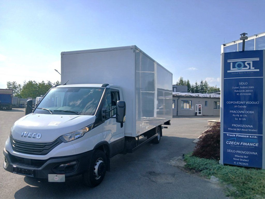 Iveco 72-210 (70C210) - Varebil med skap: bilde 1 Iveco 72-210 (70C210) - Varebil med skap: bilde 1