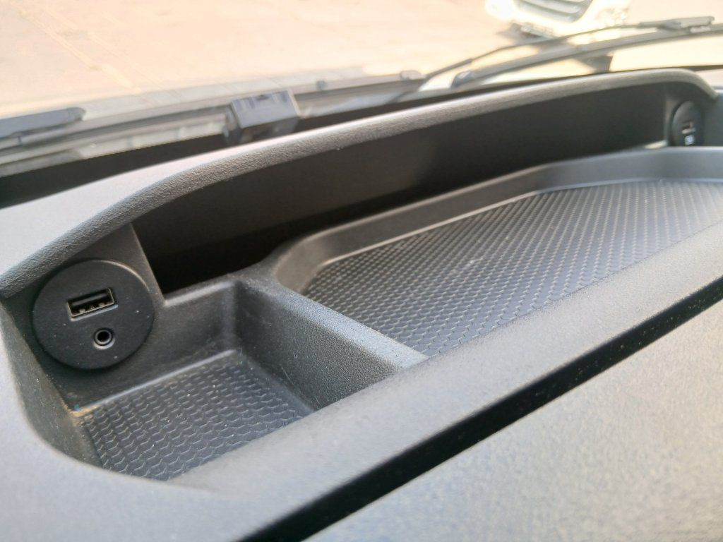 Leie Iveco 72-210 (70C210) Iveco 72-210 (70C210): bilde 17 Leie Iveco 72-210 (70C210) Iveco 72-210 (70C210): bilde 17