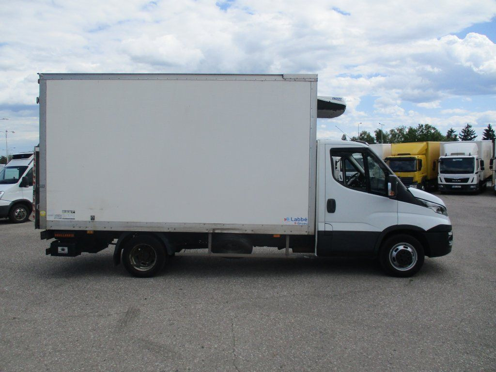 Iveco Daily 35C16 Dhollandia - Kjølebil: bilde 4 Iveco Daily 35C16 Dhollandia - Kjølebil: bilde 4