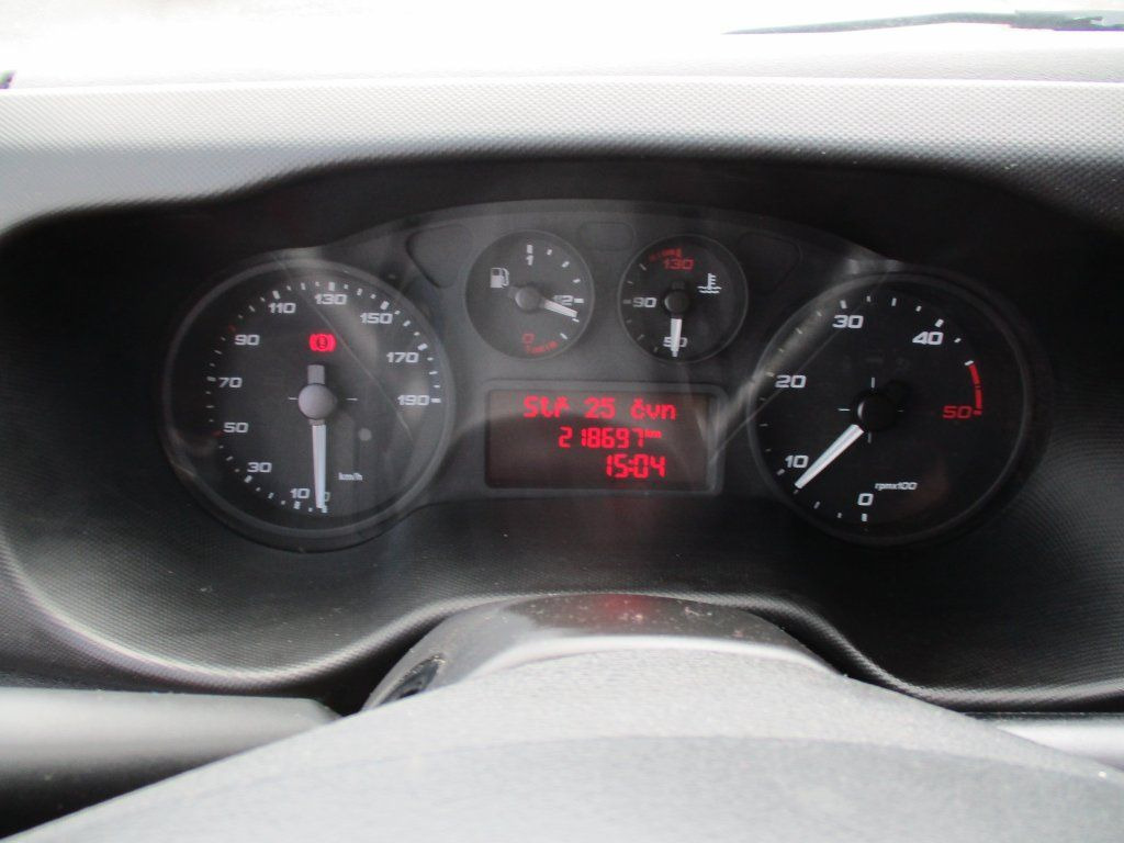 Kjølebil Iveco Daily 35C16 Dhollandia: bilde 17 Kjølebil Iveco Daily 35C16 Dhollandia: bilde 17