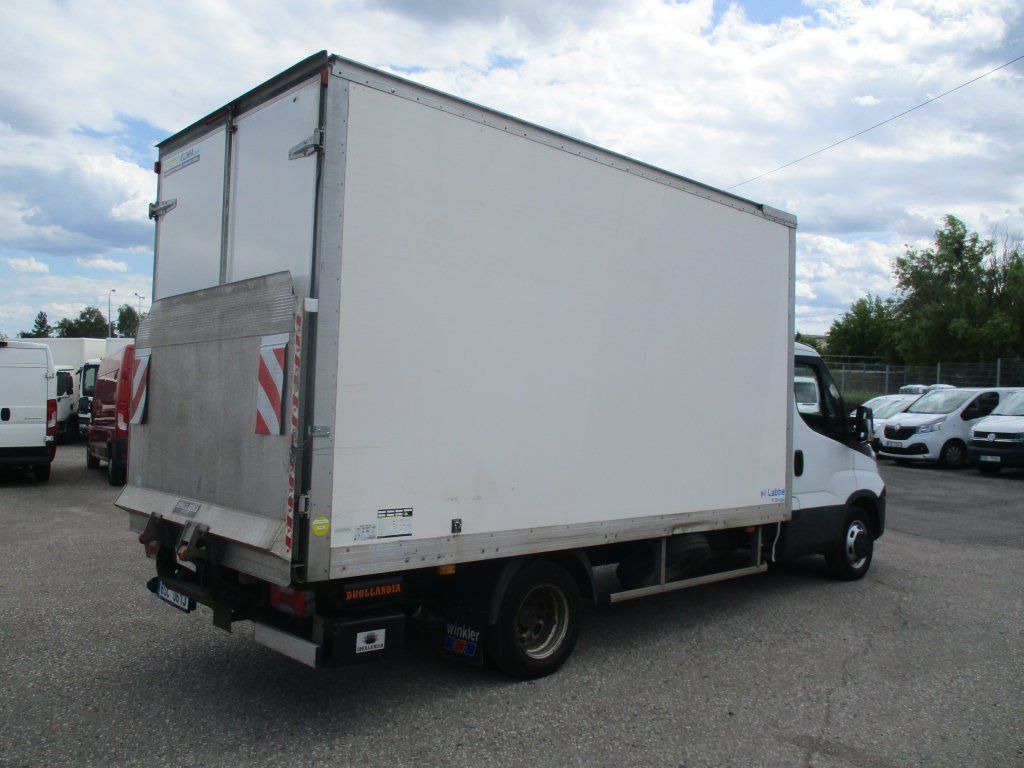 Iveco Daily 35C16 Dhollandia - Kjølebil: bilde 5 Iveco Daily 35C16 Dhollandia - Kjølebil: bilde 5