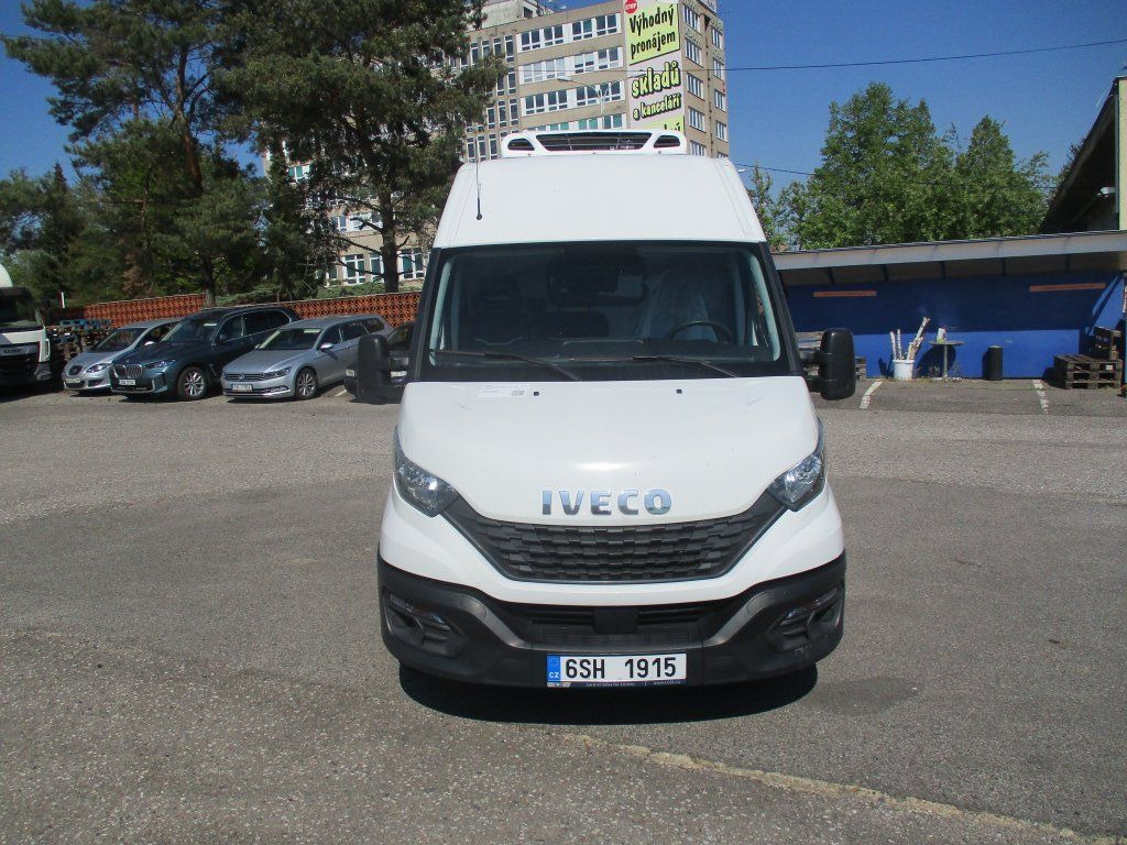 Iveco Daily 35S16 2.3L - Kjølebil: bilde 2 Iveco Daily 35S16 2.3L - Kjølebil: bilde 2