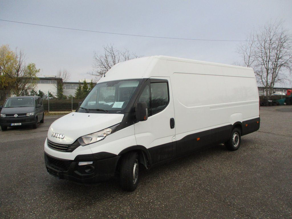 Iveco Daily 35S16 Hi Matic - Kassebil: bilde 1 Iveco Daily 35S16 Hi Matic - Kassebil: bilde 1