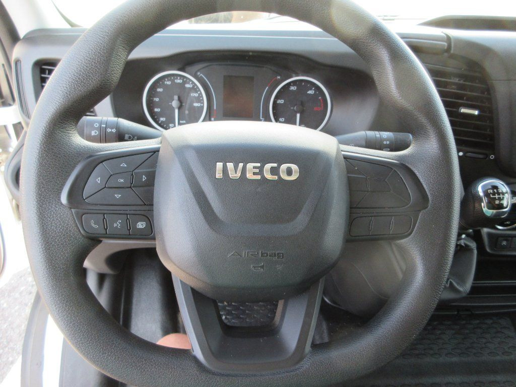 Kassebil Iveco Daily 35S16: bilde 11
