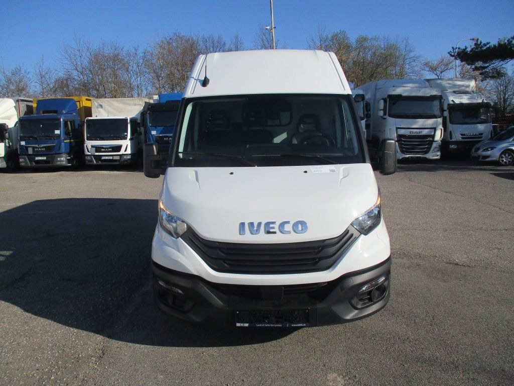 Iveco Daily 35S16 - Kassebil: bilde 2 Iveco Daily 35S16 - Kassebil: bilde 2