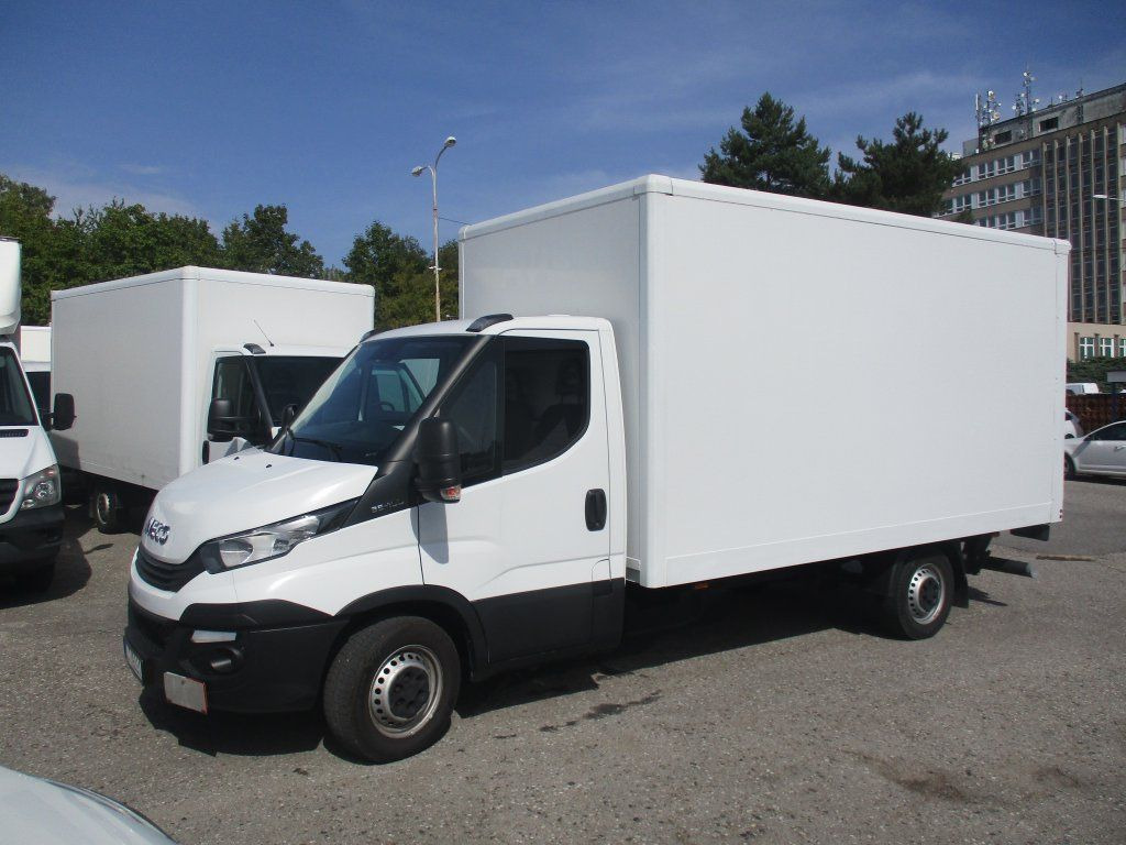 Iveco Daily 35S16 - Varebil med skap: bilde 1 Iveco Daily 35S16 - Varebil med skap: bilde 1