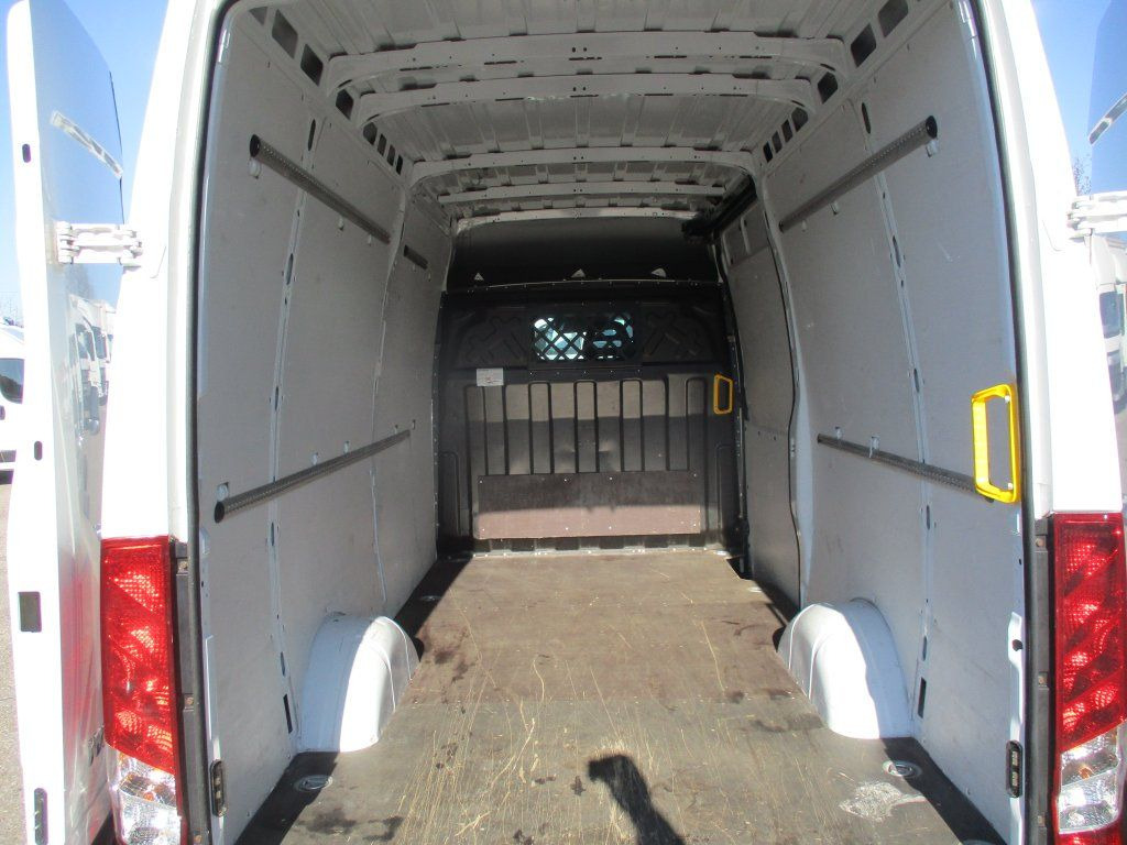Kassebil Iveco Daily 35S16: bilde 8