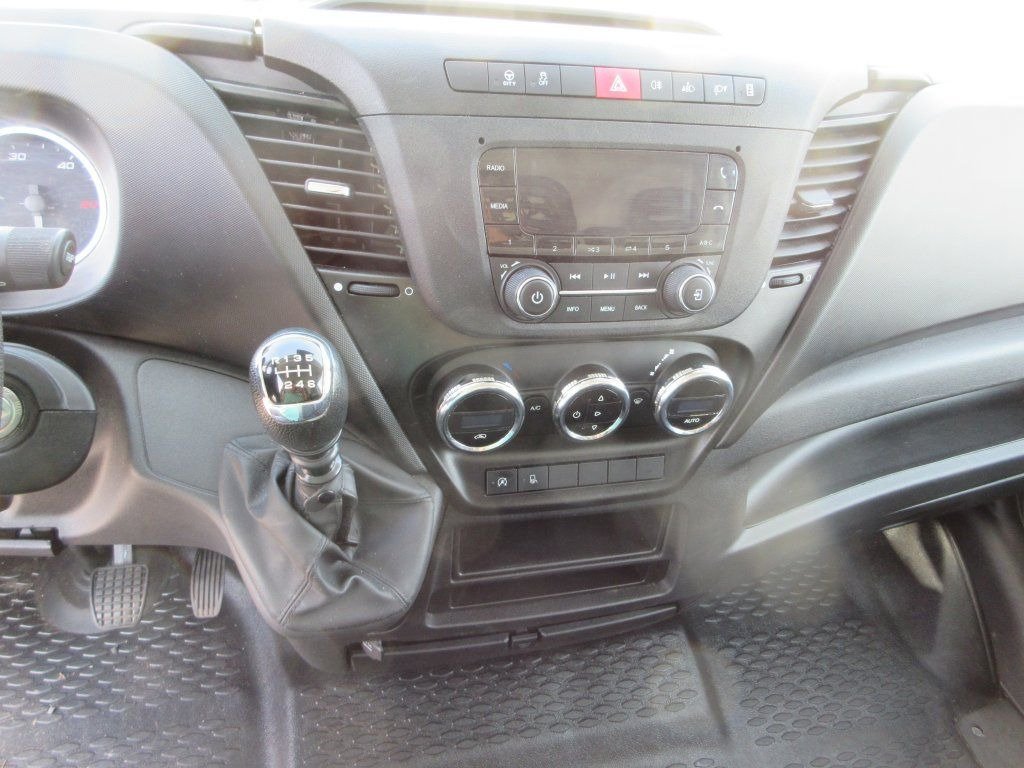 Kassebil Iveco Daily 35S16: bilde 10