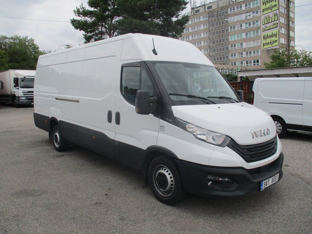 Iveco Daily 35S16 - Kassebil: bilde 3 Iveco Daily 35S16 - Kassebil: bilde 3