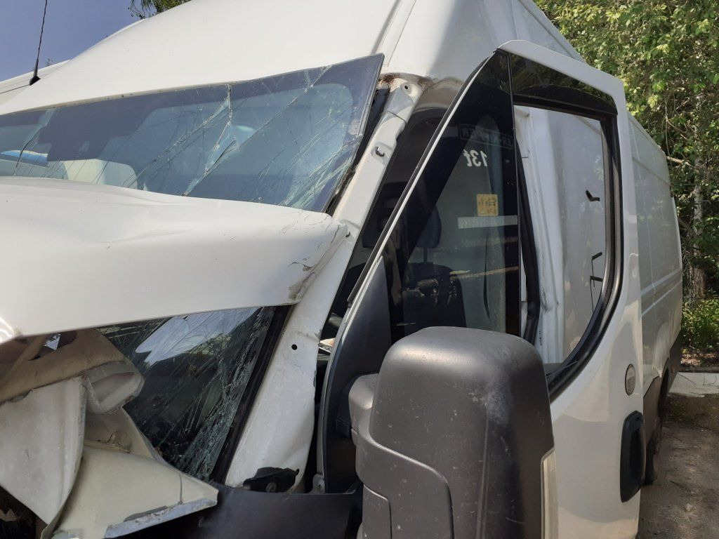 Iveco Daily 35S16 maxi Damaged - Kassebil: bilde 5 Iveco Daily 35S16 maxi Damaged - Kassebil: bilde 5