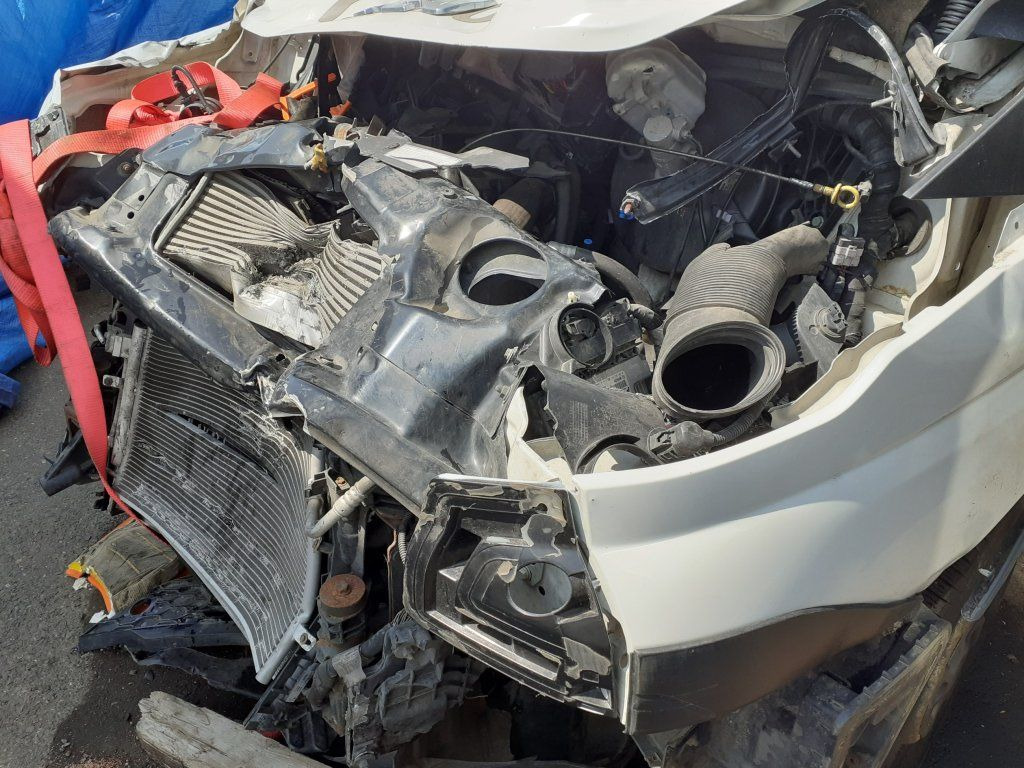 Iveco Daily 35S16 maxi Damaged - Kassebil: bilde 4 Iveco Daily 35S16 maxi Damaged - Kassebil: bilde 4