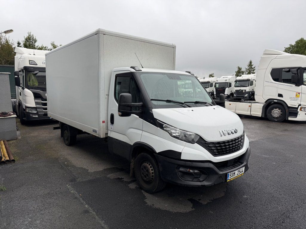 Iveco Daily 35S16 mit LBW ENGINE DEFECT - Varebil med skap: bilde 2 Iveco Daily 35S16 mit LBW ENGINE DEFECT - Varebil med skap: bilde 2