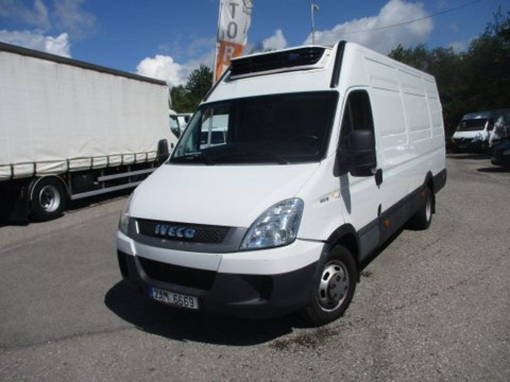 Iveco Daily 50C15 Carrier 350 - Kjølebil: bilde 2 Iveco Daily 50C15 Carrier 350 - Kjølebil: bilde 2