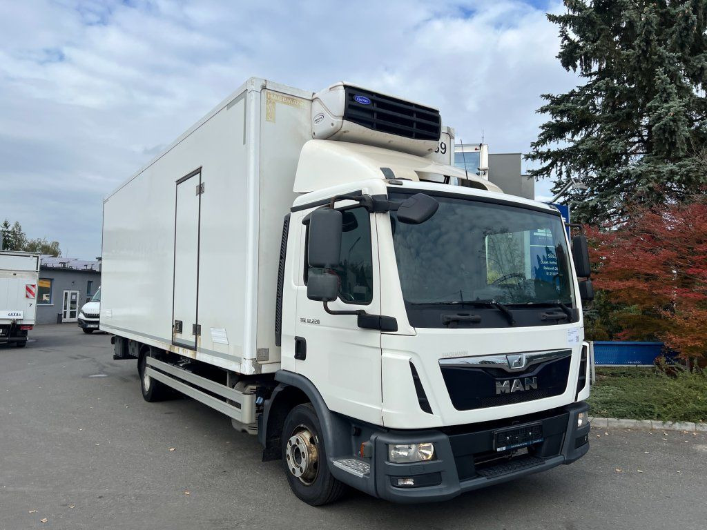MAN TGL12.220 EURO 6 Carrier Xarios 600 - Lastebil med kjøl: bilde 2 MAN TGL12.220 EURO 6 Carrier Xarios 600 - Lastebil med kjøl: bilde 2
