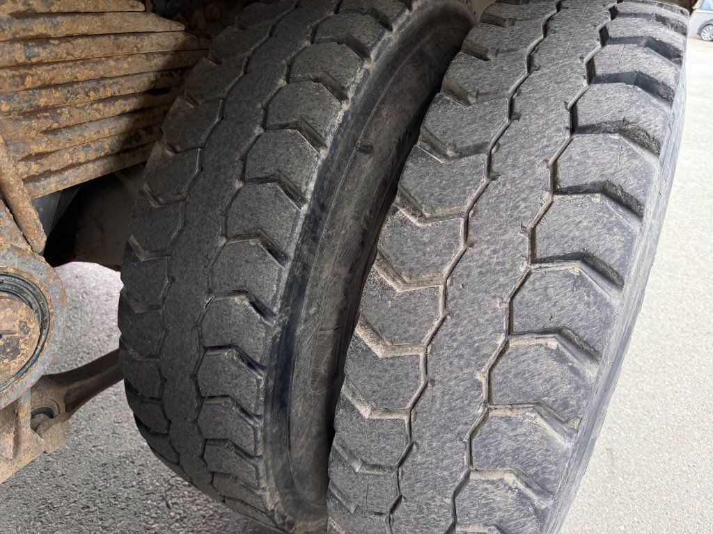 Tippbil Renault Kerax 450 S3 8x4 EURO 4: bilde 12 Tippbil Renault Kerax 450 S3 8x4 EURO 4: bilde 12