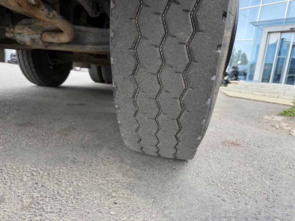 Tippbil Renault Kerax 450 S3 8x4 EURO 4: bilde 9 Tippbil Renault Kerax 450 S3 8x4 EURO 4: bilde 9