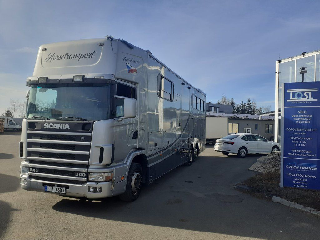 Scania 94G 300 Pferd/Horse-transport (M1 Zulassung) 6x2 - Hestebil: bilde 1 Scania 94G 300 Pferd/Horse-transport (M1 Zulassung) 6x2 - Hestebil: bilde 1