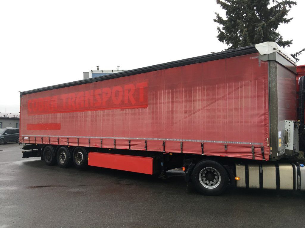 Schmitz Cargobull SCB*S3T standard/lifting roof/Hubdach 2,70-2,85m - Gardintrailer: bilde 2 Schmitz Cargobull SCB*S3T standard/lifting roof/Hubdach 2,70-2,85m - Gardintrailer: bilde 2