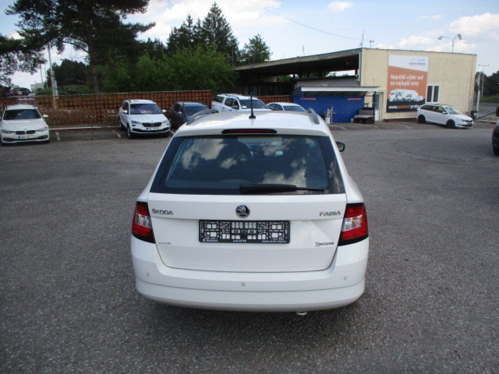 Skoda Ambition - Personenbil: bilde 5 Skoda Ambition - Personenbil: bilde 5