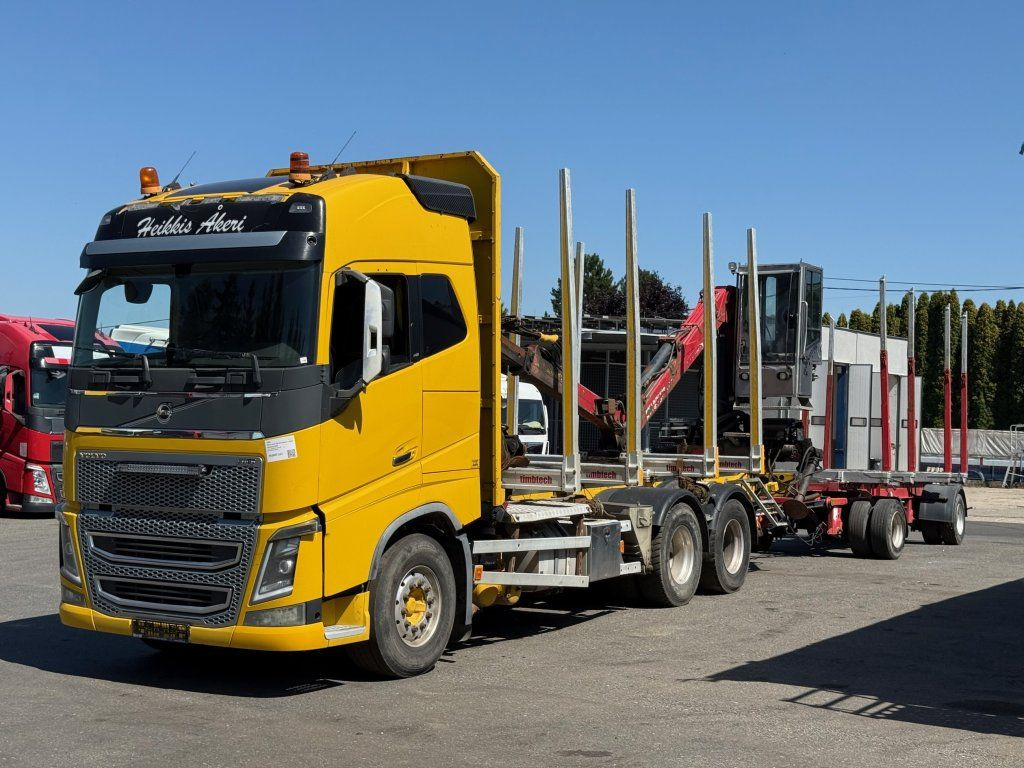 Volvo FH 16 750 6x4 + Fliegl - Tømmerbil, Kranbil: bilde 1 Volvo FH 16 750 6x4 + Fliegl - Tømmerbil, Kranbil: bilde 1