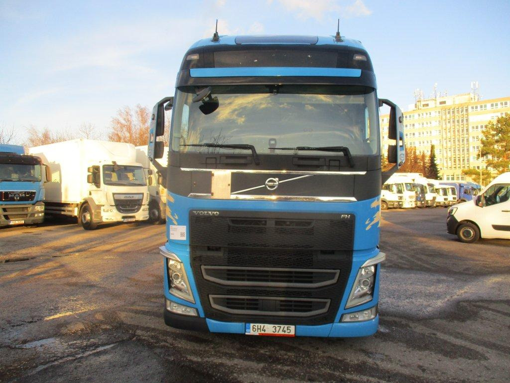 Volvo FH500 6x2 Euro 6 + Schmitz - Kapellbil: bilde 2 Volvo FH500 6x2 Euro 6 + Schmitz - Kapellbil: bilde 2