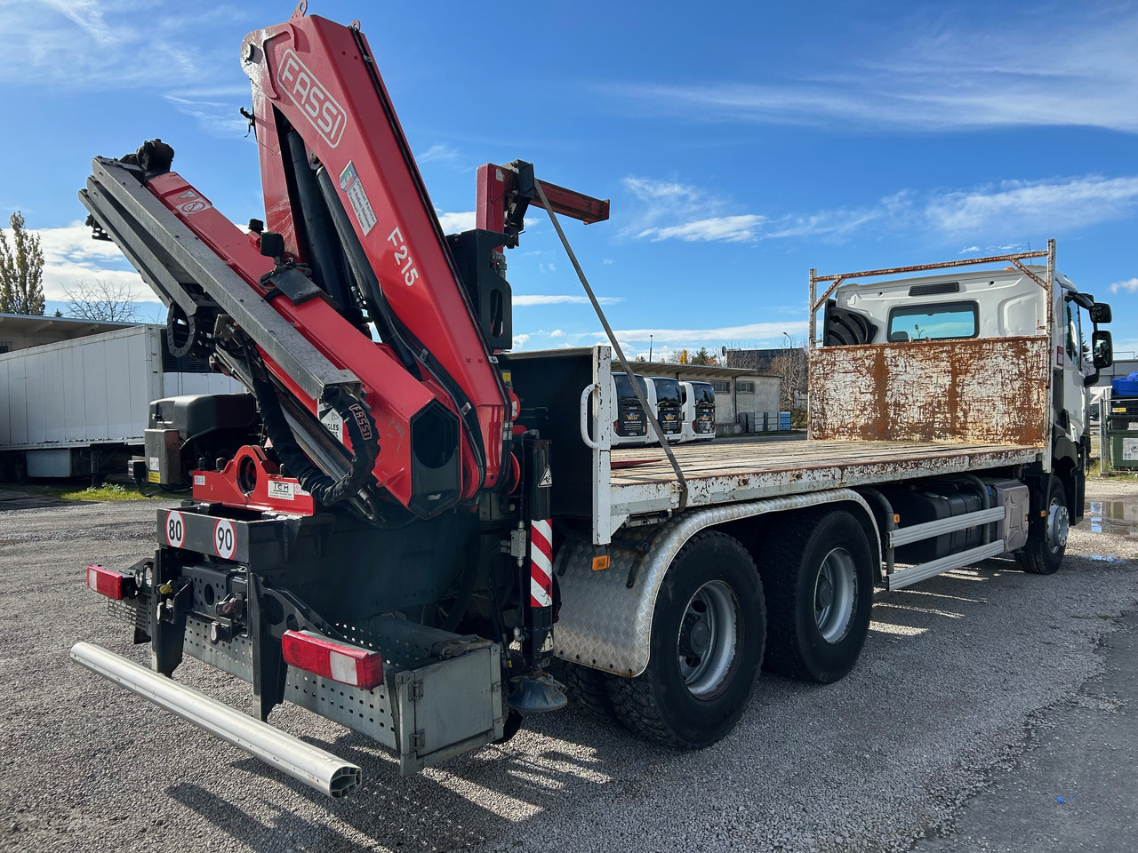 RENAULT C380 6X4 / FASSI F215A + REMOTE / ROTATOR - Kranbil: bilde 4 RENAULT C380 6X4 / FASSI F215A + REMOTE / ROTATOR - Kranbil: bilde 4