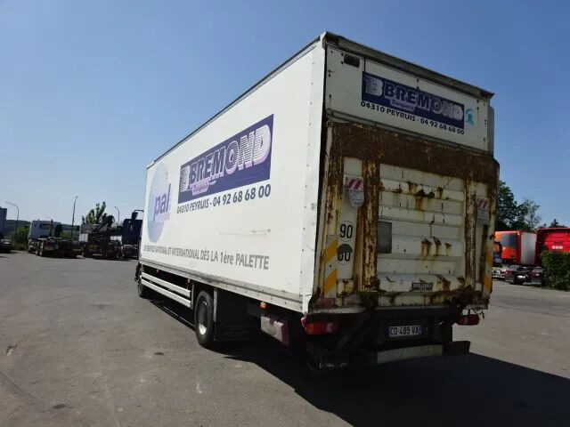 Renault Midlum 270 dxi - manual gearbox / steel suspension lames - Skapbil: bilde 2 Renault Midlum 270 dxi - manual gearbox / steel suspension lames - Skapbil: bilde 2