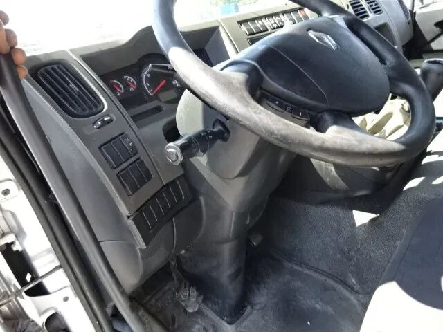 Renault Midlum 270 dxi - manual gearbox / steel suspension lames - Skapbil: bilde 4 Renault Midlum 270 dxi - manual gearbox / steel suspension lames - Skapbil: bilde 4