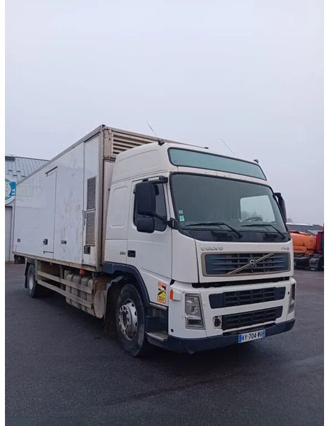 Volvo FM 260 - Lastebil med kjøl: bilde 2 Volvo FM 260 - Lastebil med kjøl: bilde 2