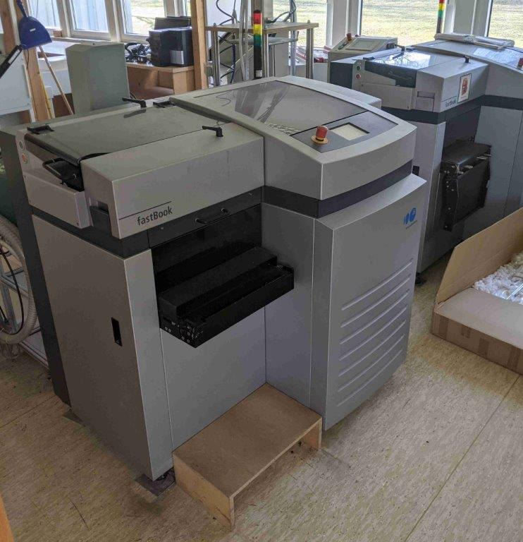 FastBook Blockbinder Evolution with robatech Premelter - Innbindingsmaskin: bilde 1 FastBook Blockbinder Evolution with robatech Premelter - Innbindingsmaskin: bilde 1