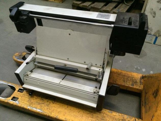 Fastbind R2 Manual Hot Glue Adhesive Binder - Innbindingsmaskin: bilde 2 Fastbind R2 Manual Hot Glue Adhesive Binder - Innbindingsmaskin: bilde 2