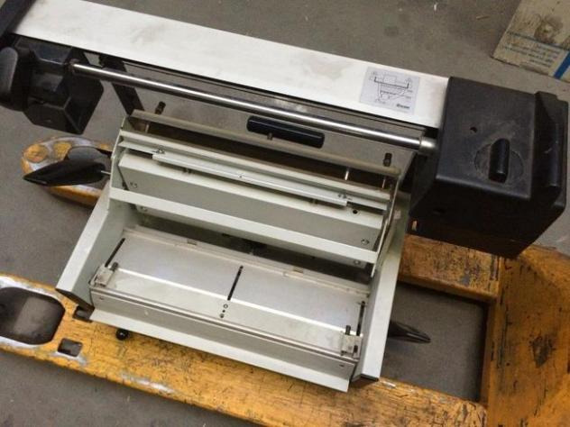 Fastbind R2 Manual Hot Glue Adhesive Binder - Innbindingsmaskin: bilde 1 Fastbind R2 Manual Hot Glue Adhesive Binder - Innbindingsmaskin: bilde 1