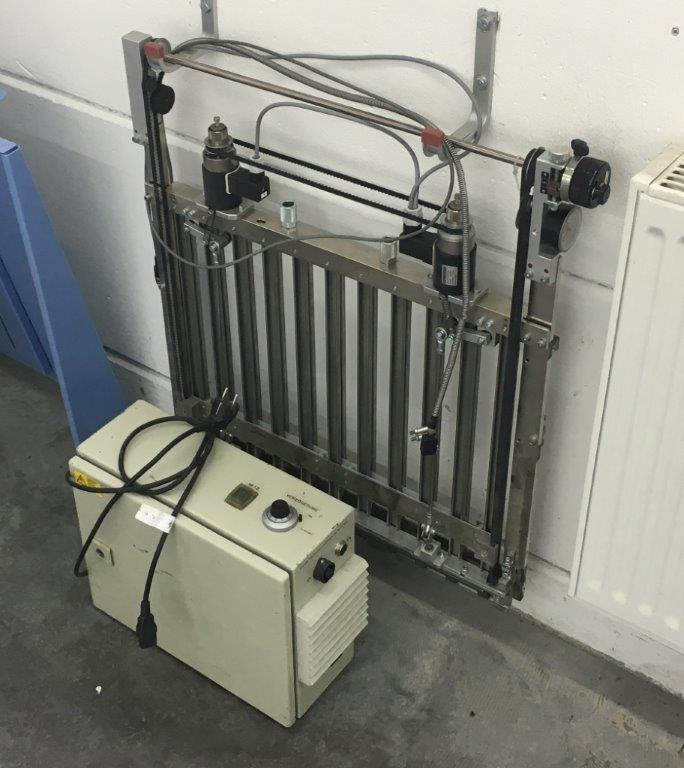 GUK SM 50-2 cutting machine with feeder - Innbindingsmaskin: bilde 2 GUK SM 50-2 cutting machine with feeder - Innbindingsmaskin: bilde 2