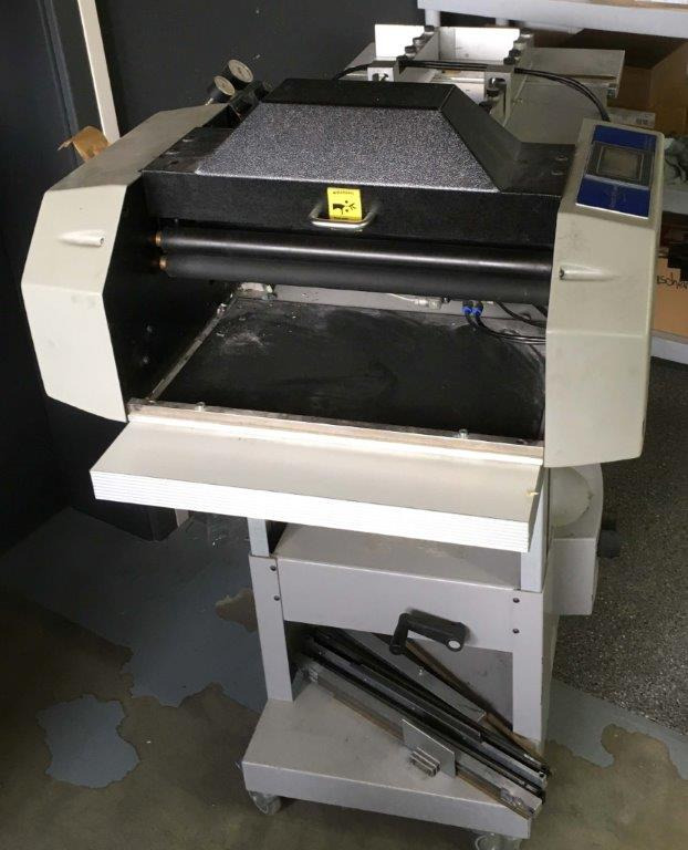 Graphic Whizard CreaseMaster Pro with suction feeder - Falsemaskin: bilde 3 Graphic Whizard CreaseMaster Pro with suction feeder - Falsemaskin: bilde 3