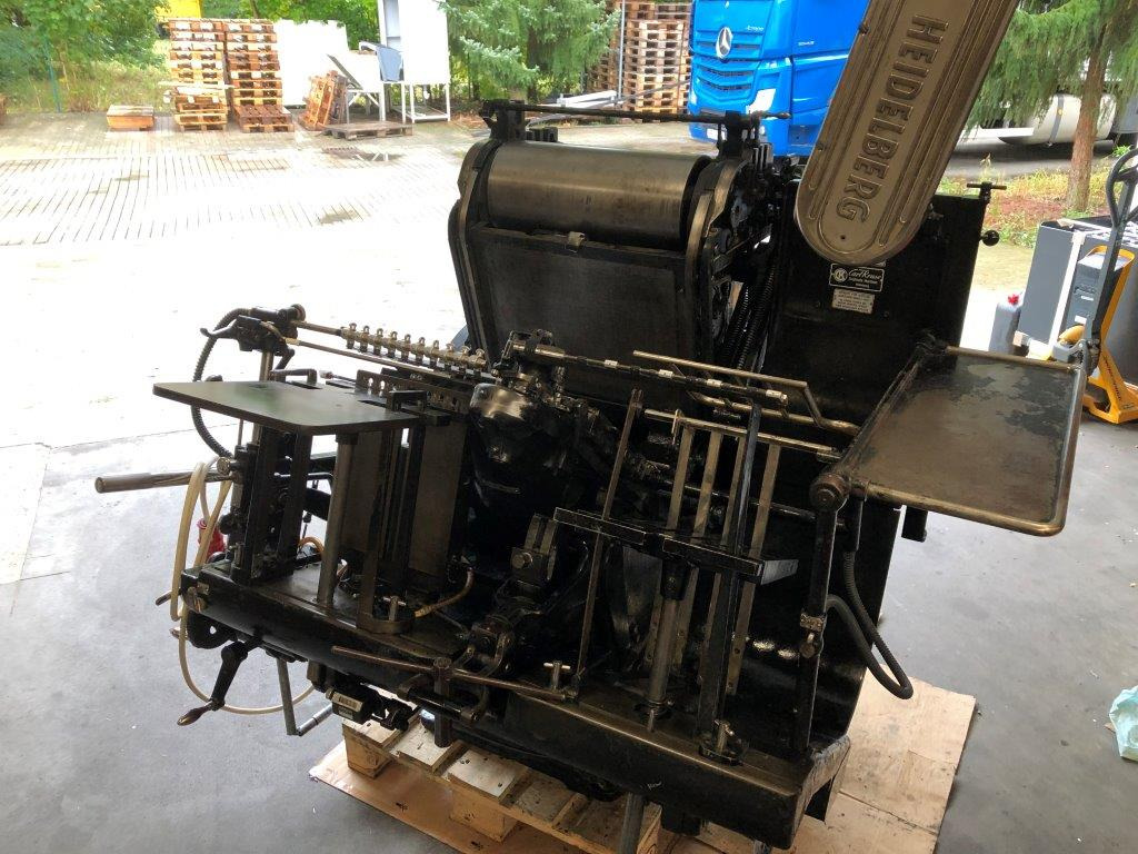 Heidelberg GT A3 - Automatic die cutter for die cutting - Papirskjæremaskin: bilde 1 Heidelberg GT A3 - Automatic die cutter for die cutting - Papirskjæremaskin: bilde 1