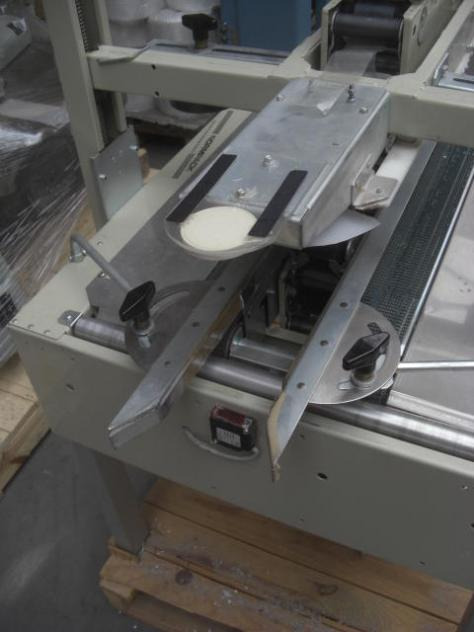 Normpack Tapemat NCG 320 automatic folding carton sealing machine - Pakkemaskin: bilde 2 Normpack Tapemat NCG 320 automatic folding carton sealing machine - Pakkemaskin: bilde 2