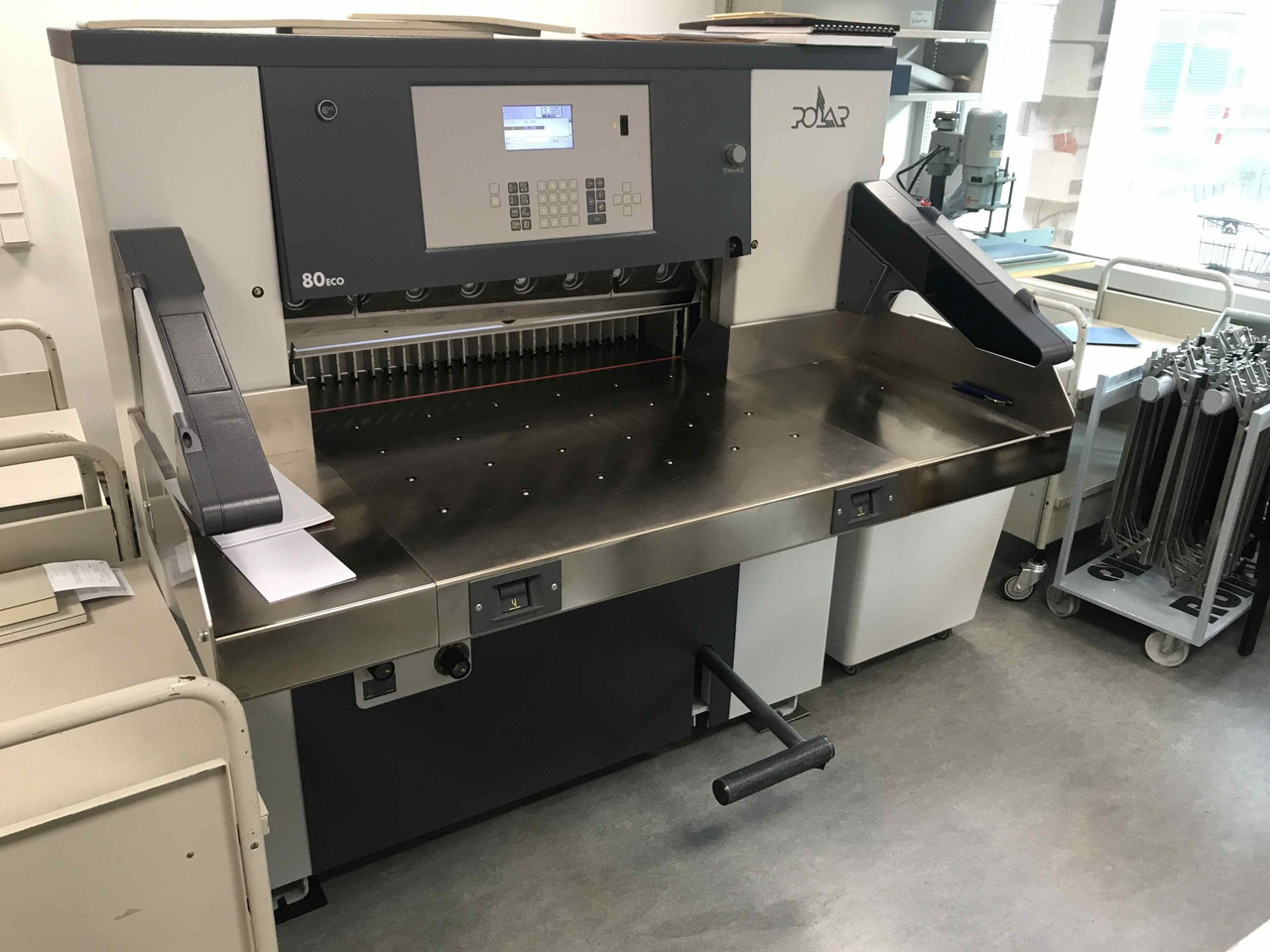 Guillotine, stack cutter or paper cutter Polar Eco 80 - Papirskjæremaskin: bilde 1 Guillotine, stack cutter or paper cutter Polar Eco 80 - Papirskjæremaskin: bilde 1