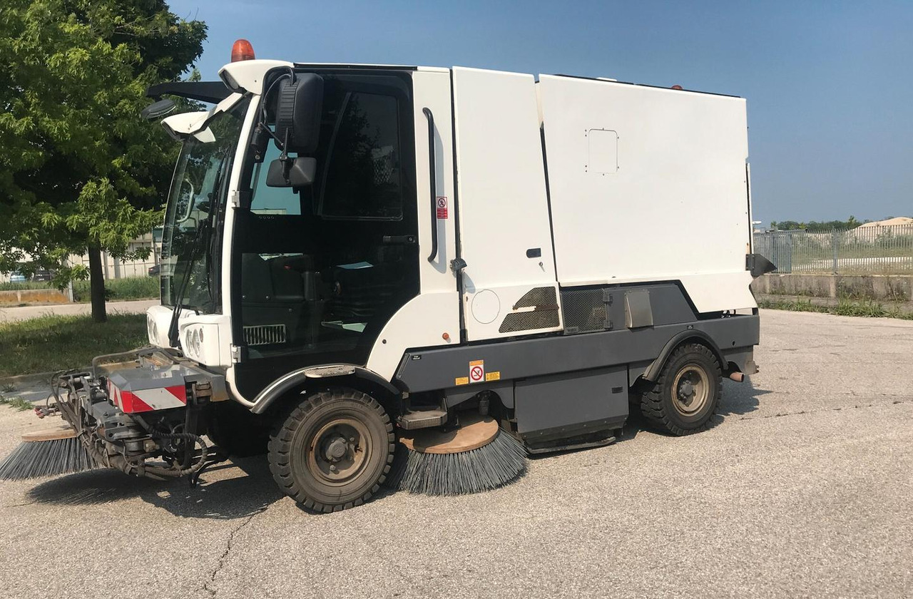 SPAZZATRICE STRADALE DULEVO 3000 - Feiebil: bilde 1 SPAZZATRICE STRADALE DULEVO 3000 - Feiebil: bilde 1